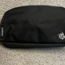 Lululemon Everywhere Belt Bag 1L 