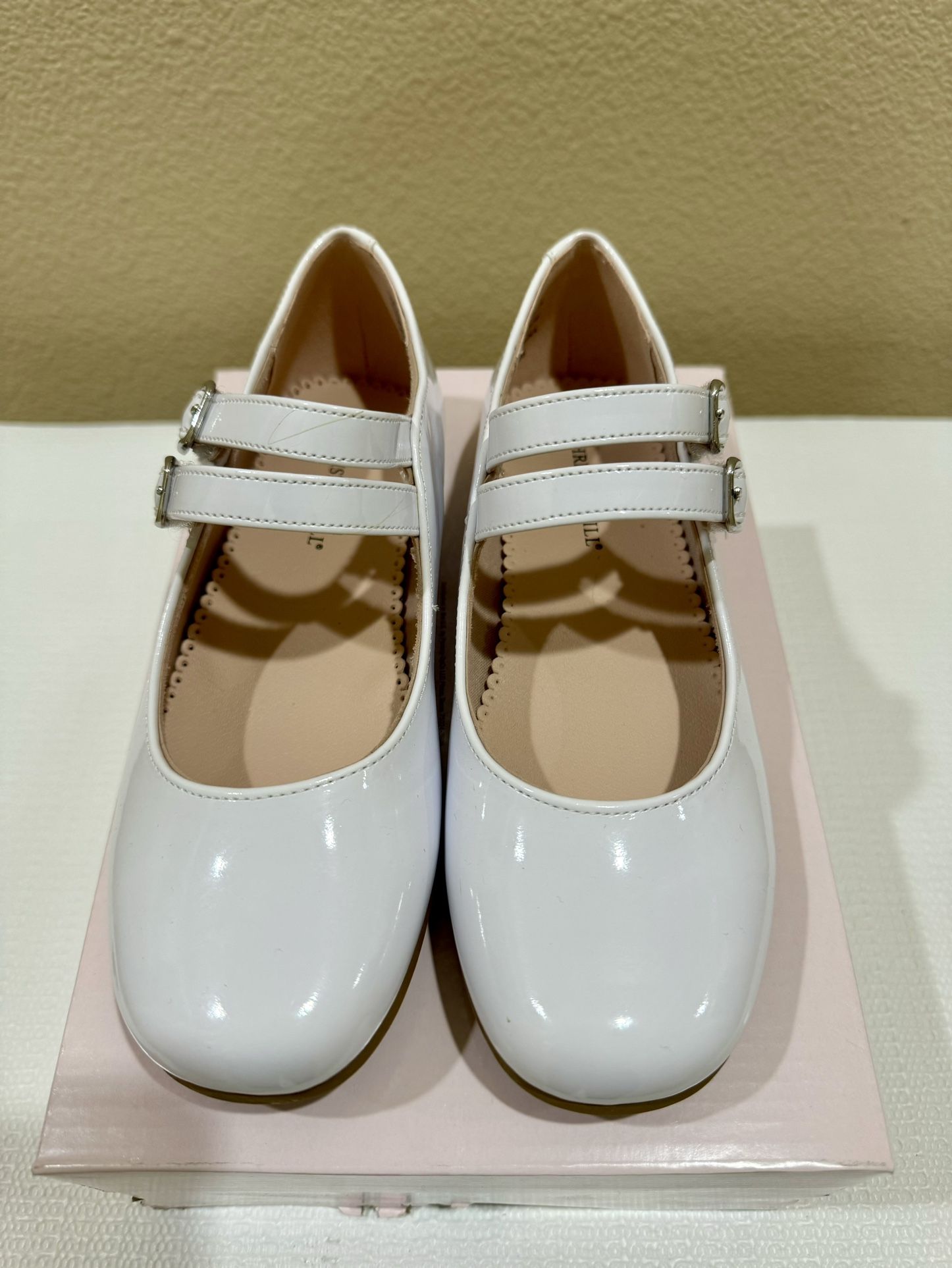 Girl Dress shoes 2M, Big Kid 2