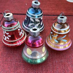 Set (4) Vintage 1950s Glass Bell Ornaments Multicolor 11J