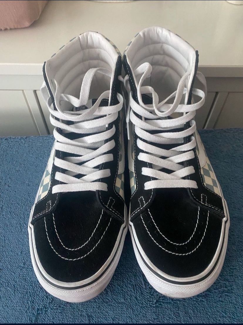 Men’s Mid top Vans 11