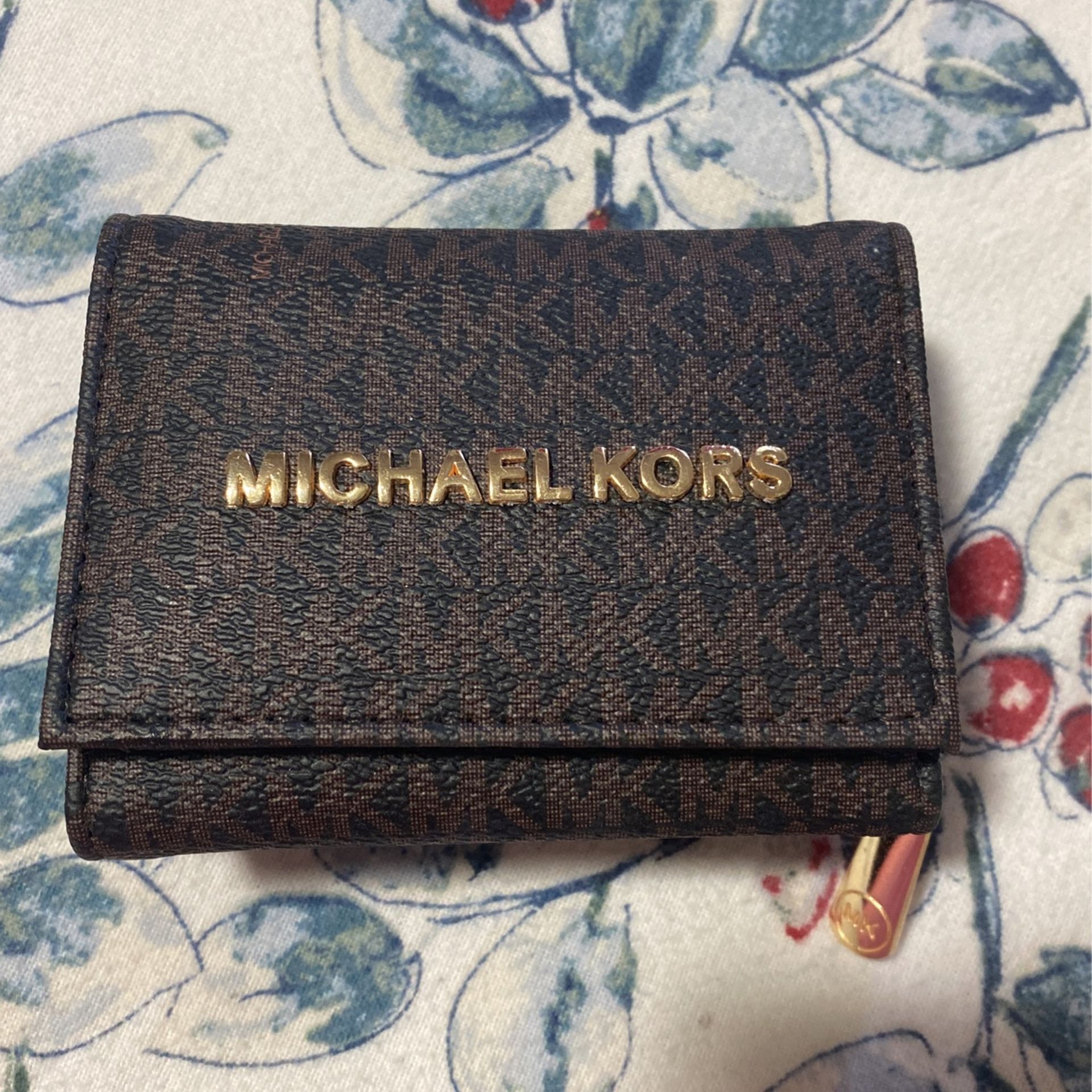 Brand New MICHAEL KORS wallet