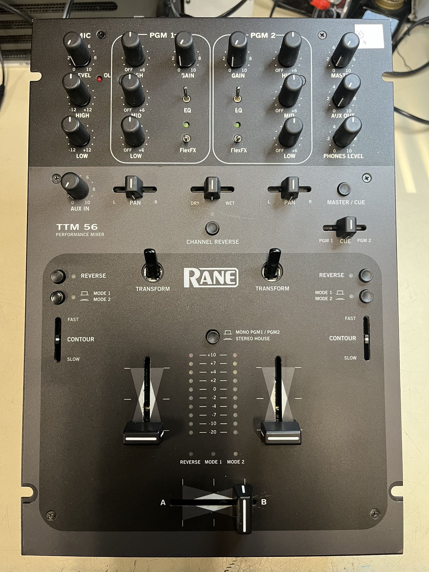 Rane TT 56 Scratch Mixer