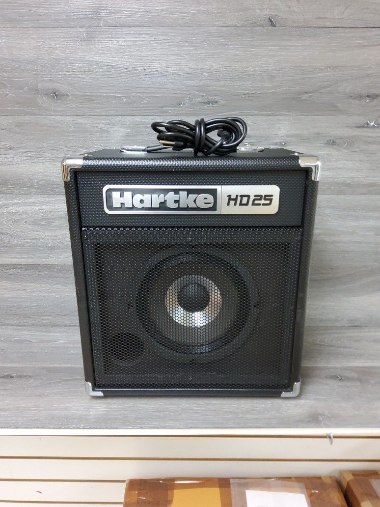 Hartke Hd25 Hydrive Compact 8" Bass Combo Amplifier