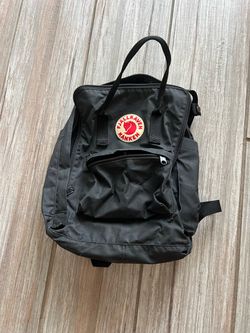 Fjällräven Kånken Black Backpack 16L