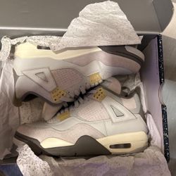 Air Jordan’s 4 Retro Craft Photon Dust