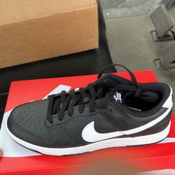 Nike Dunk Low Retro