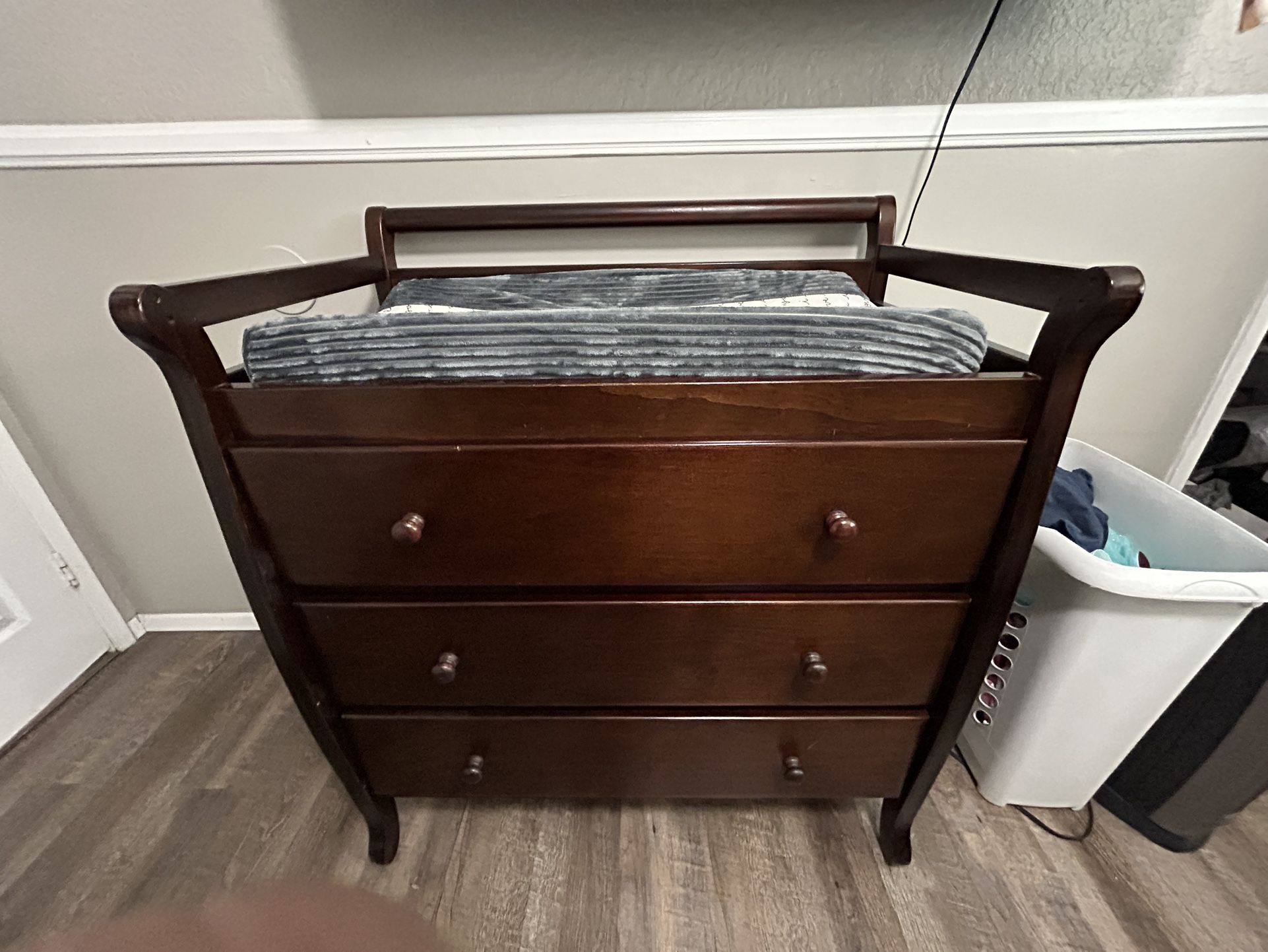 Baby Changing Table With Mat