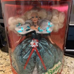 Vintage 1995 Happy Holidays Special Edition Christmas Barbie