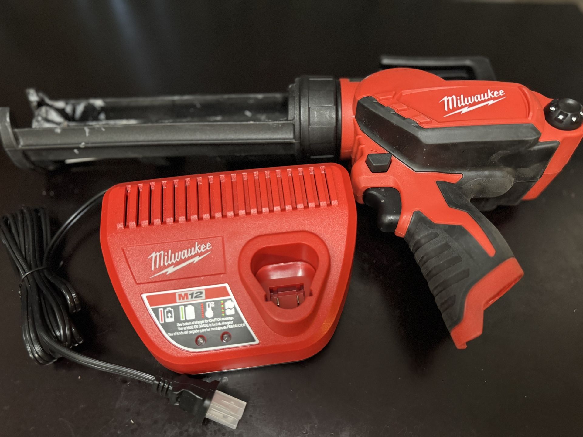 Milwaukee Caulk Gun