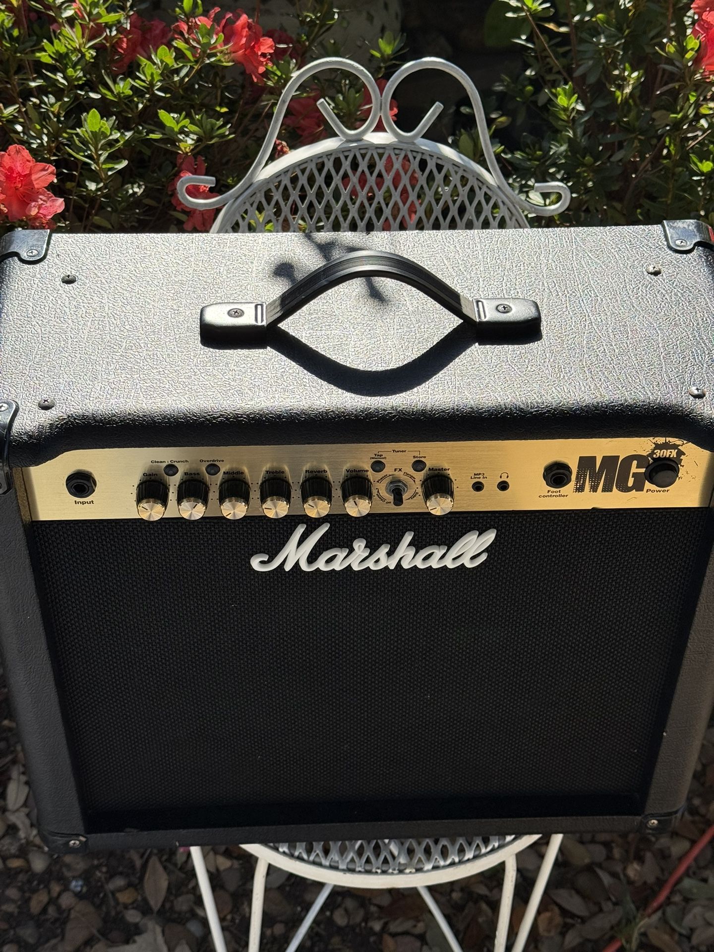 Marshall MG30GFX 30-watt 1 x 10-inch Combo Amp with Effects