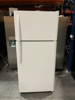 Frigidaire White Refrigerator Top And Bottom