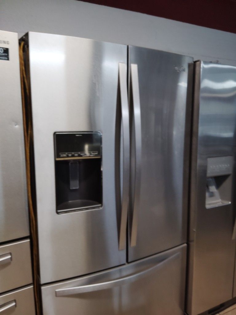 Whirlpool Refrigerator Works Great