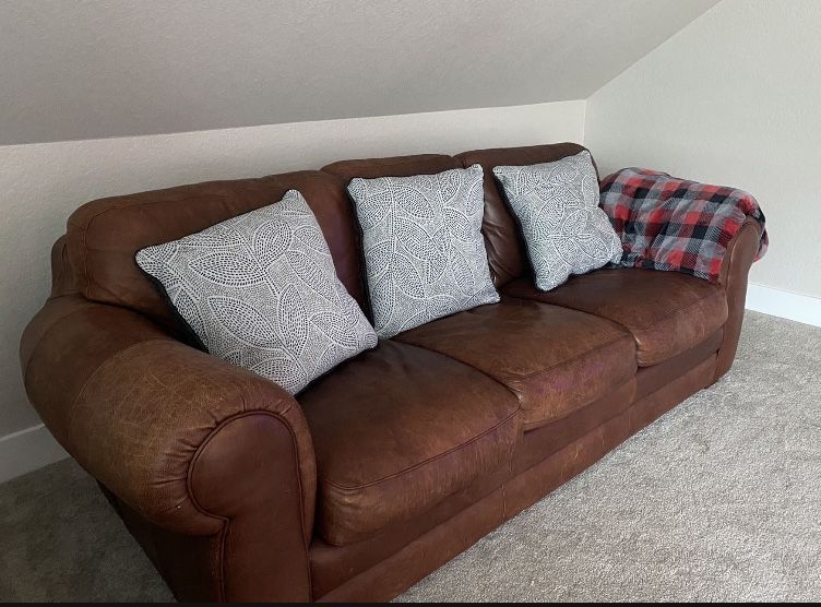 Custom Leather sofa By Robinson And Robinson - Best Offer