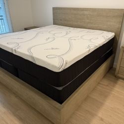 Queen Cooling Gel Hybrid Memory Foam Mattress!