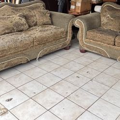 Couch and love seat set, delivery available 