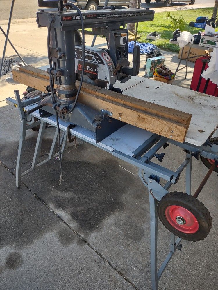 Sears craftsman Foldable Table blade out rip saw