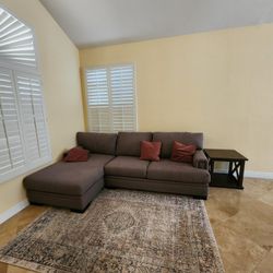 Sectional Couch 