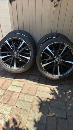 Toyota wheels and tires