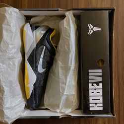 2012 Nike Zoom System Supreme Kobe 7 “Black Del Sol" Size 9