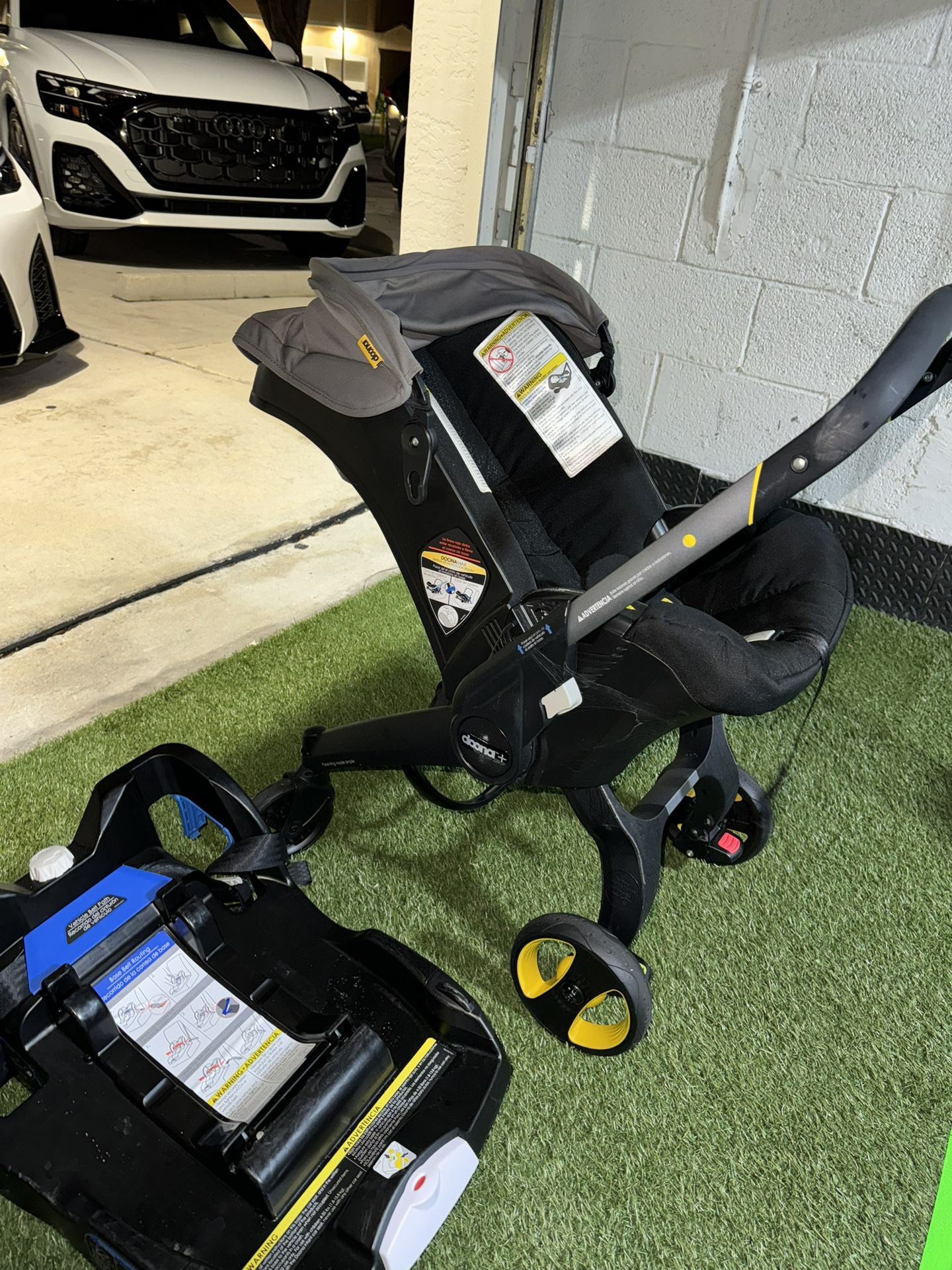 Doona Car Seat & Stroller 