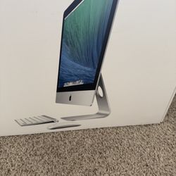 Mac Desktop With Keyboard And Mouse 