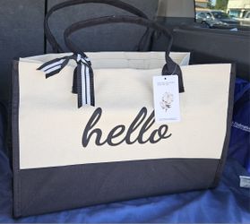 Hello Canvas Tote Black & off white New with tag