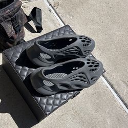 Yeezy Foam Runners Slides Boost Adidas Size 10