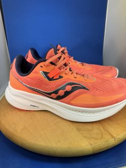 Saucony Womens Guide 15 S10685-16 Orange Running Shoes Sneakers Size 10.5 W  