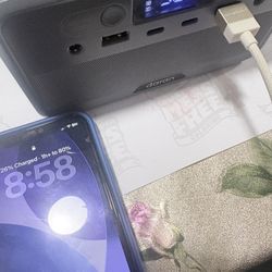 Portable Power Station 📲💻🔌💡