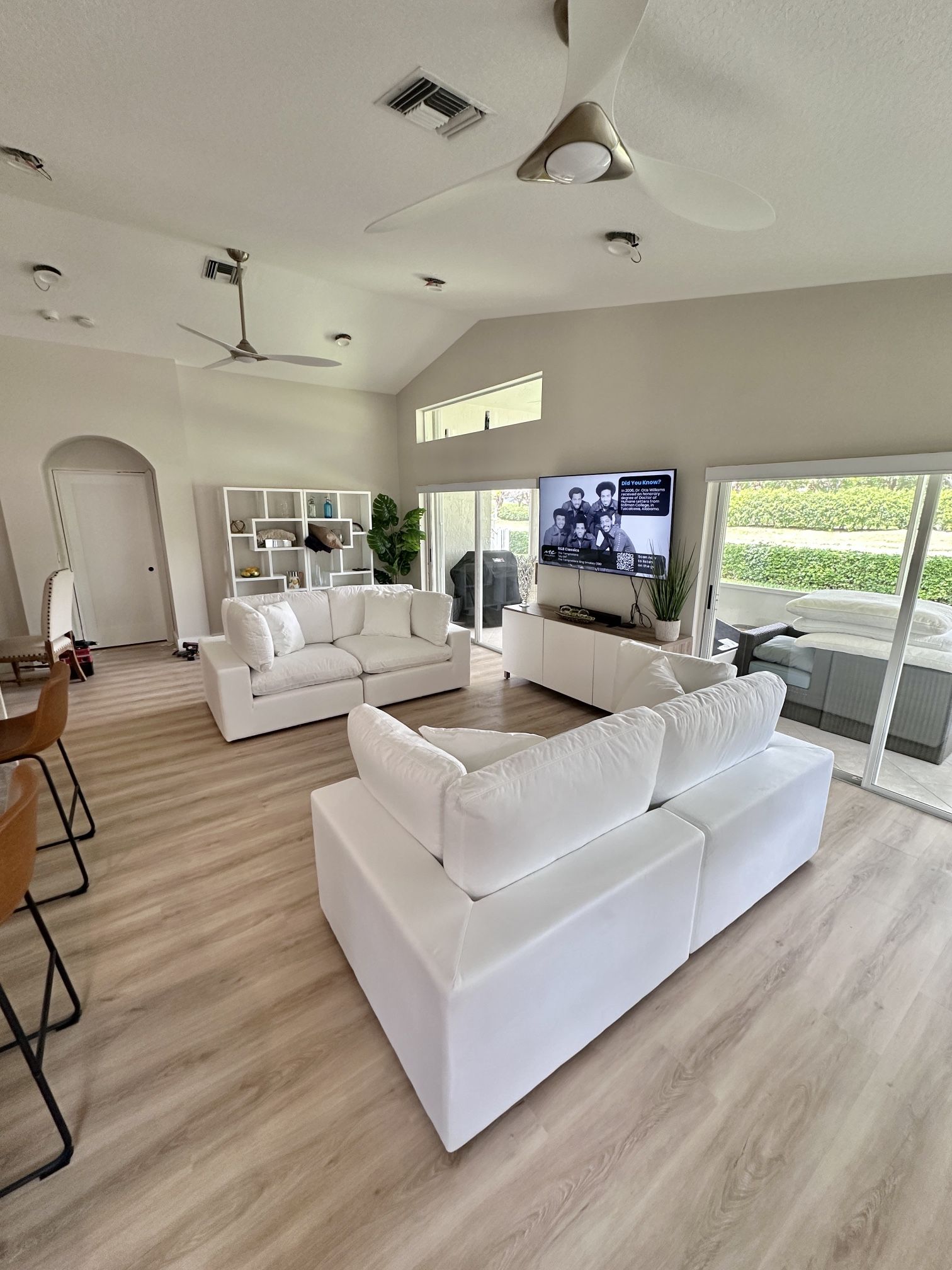 White Cloud Couch Sectional Sofa (NEW)