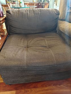 Couch Set - 7 Pieces