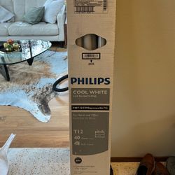 7 - 48 Inch Bulbs - Philips Cool White - F40T12