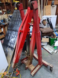 Engine hoist