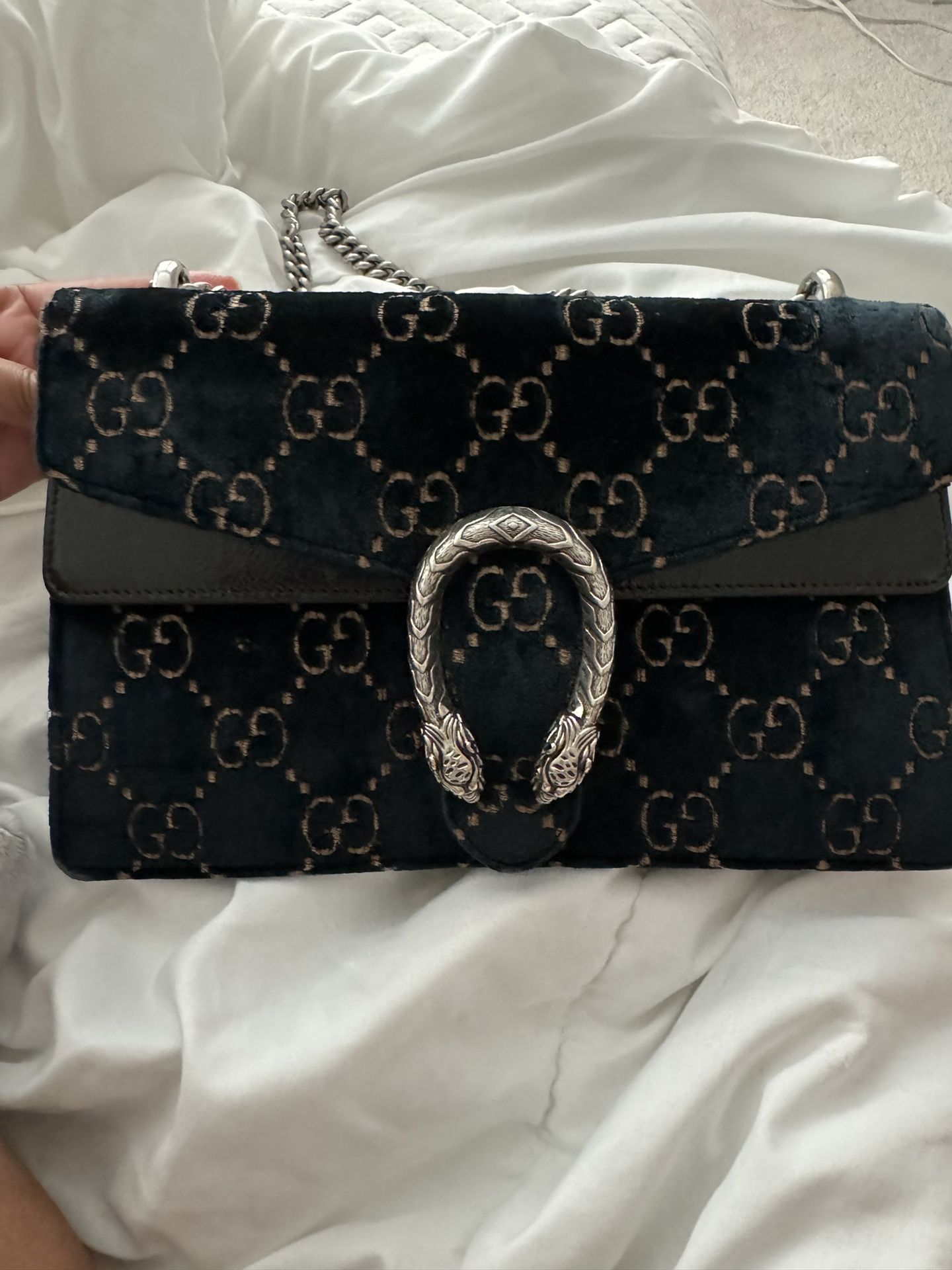 Authentic Gucci Navy Blue Dionysus GG Velvet Mm Crossbody Bag 