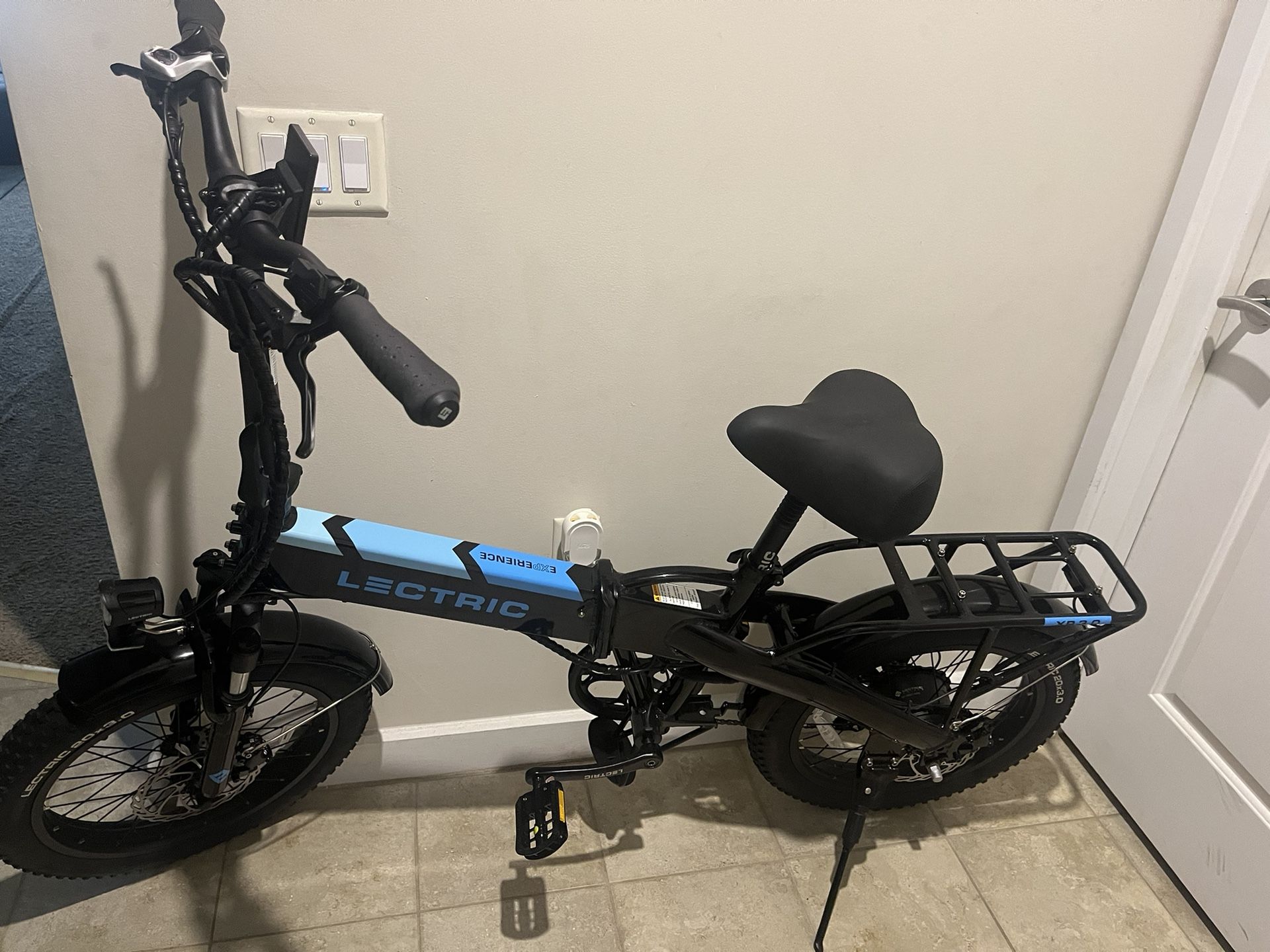 🔥NEVER USED-OPEN BOX-🔥🔥Brand New Black 3.0 Foldable Electric Bike By LECTRIC Bikes🔥🔥