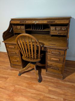 Rolltop Desk and Chair