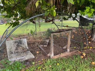 Chicken coop, dog kennel, bunny cage or ??