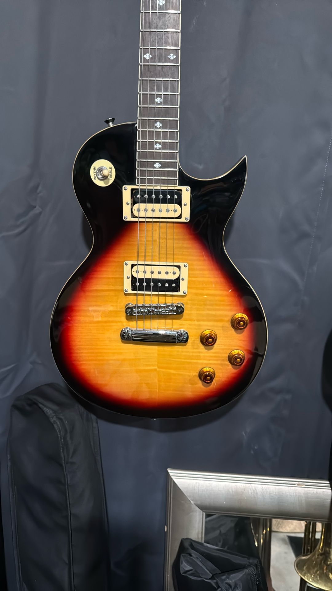 Xaviere Les Paul