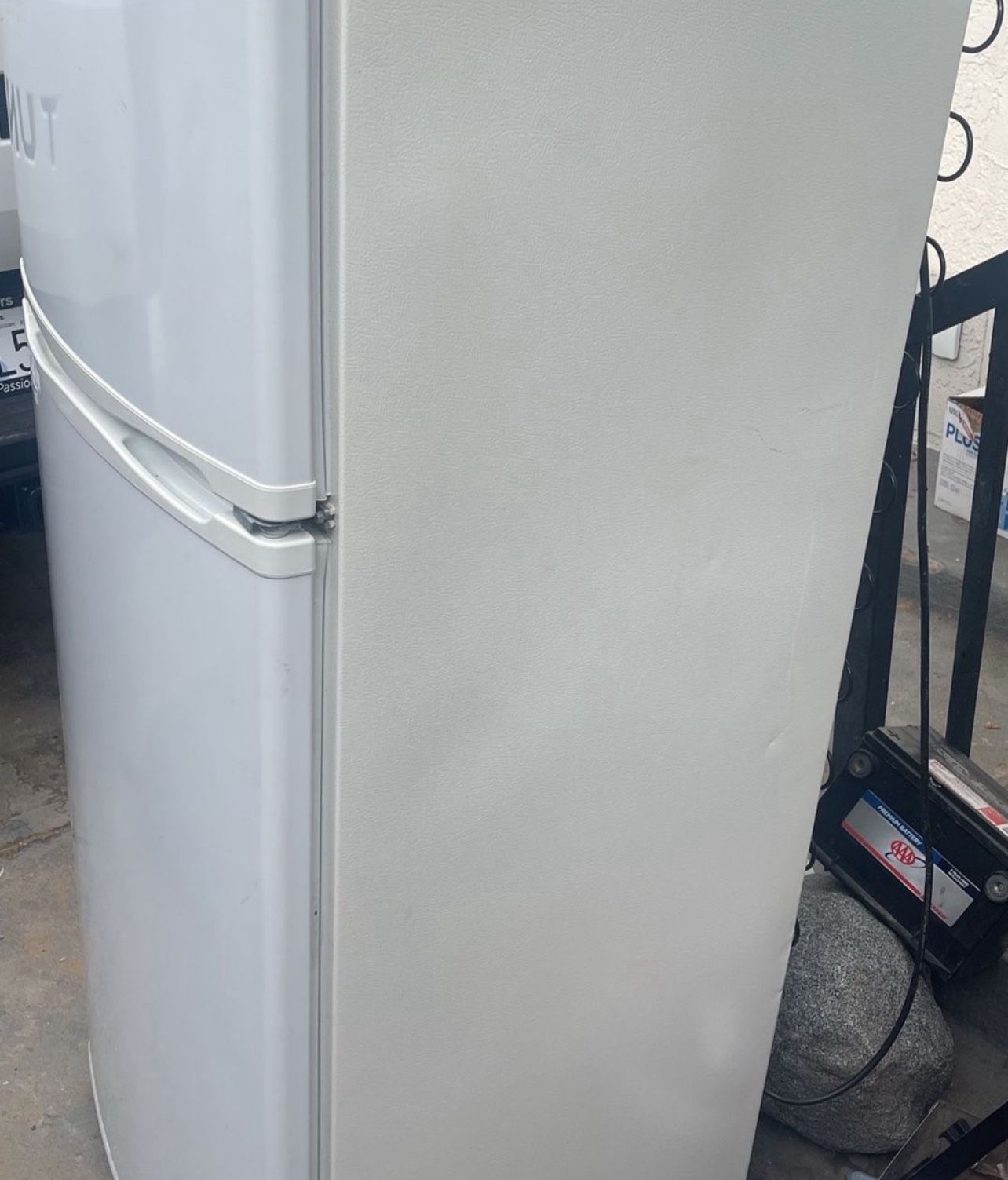 Refrigerator Works Excellent 10 Cubic