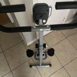 Fitness Machine For Glutes And Abs