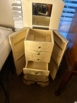 Jewelry Case