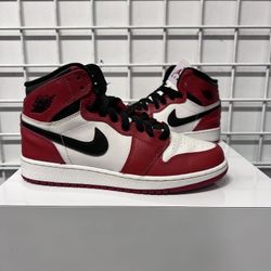 Air Jordan 1 Chicago Size 4.5y 