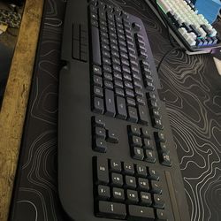 Razer Anansi RZ03-0055 Wired MMO Keyboard