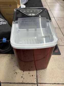 Frigidaire compact counter top ice maker