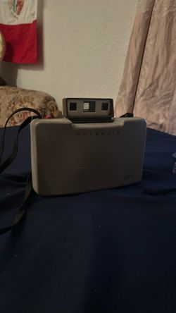 Polaroid 320 land camera