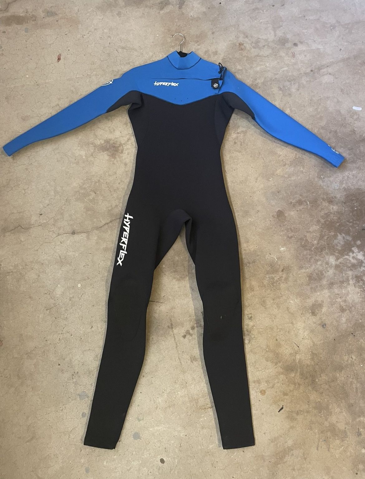 HyperFlex Size 16 4/3mm Wet Suit