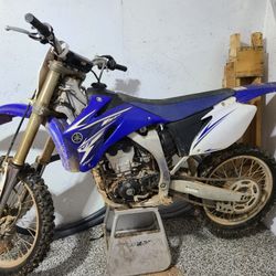 2009 Yamaha Yz250f And  2005 Honda Crf230f