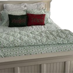 Bedroom Set Everything Includedj