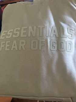 Essentials S Thru XL   Sycamore Color New With Tags 