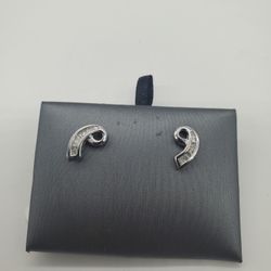 14KT WHITE GOLD DIAMOND EARRINGS 